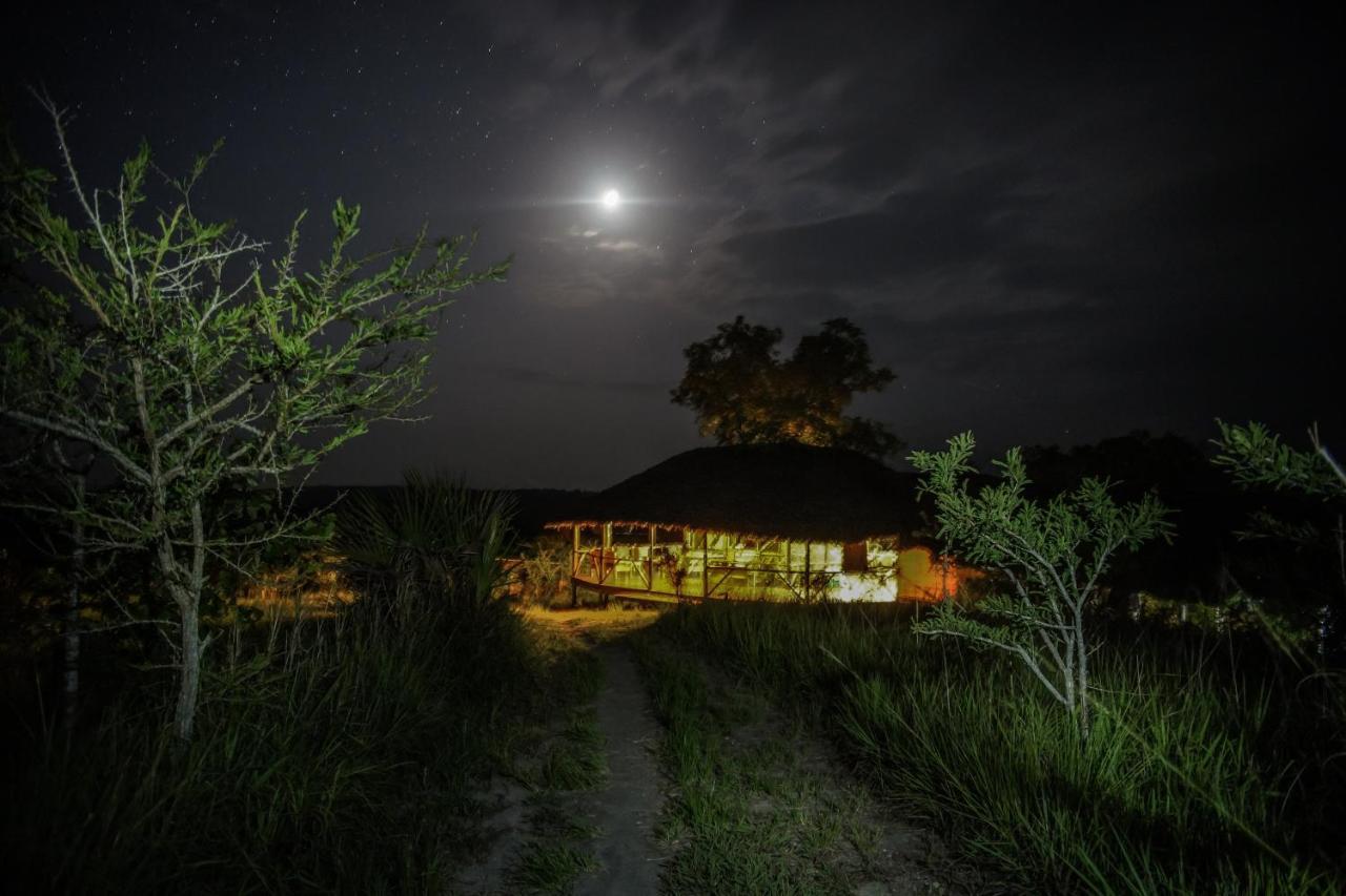 Miseni Retreat Villa Saadani Luaran gambar